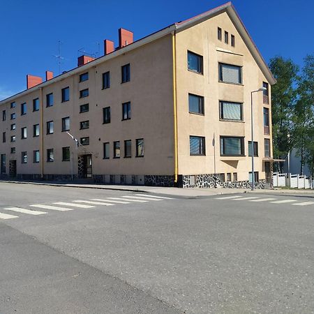 Cozy Apartment By The Sea 2 Rooms Free Private Parking Kemi Exterior photo
